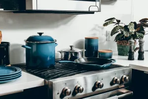 Kitchen & Cookware